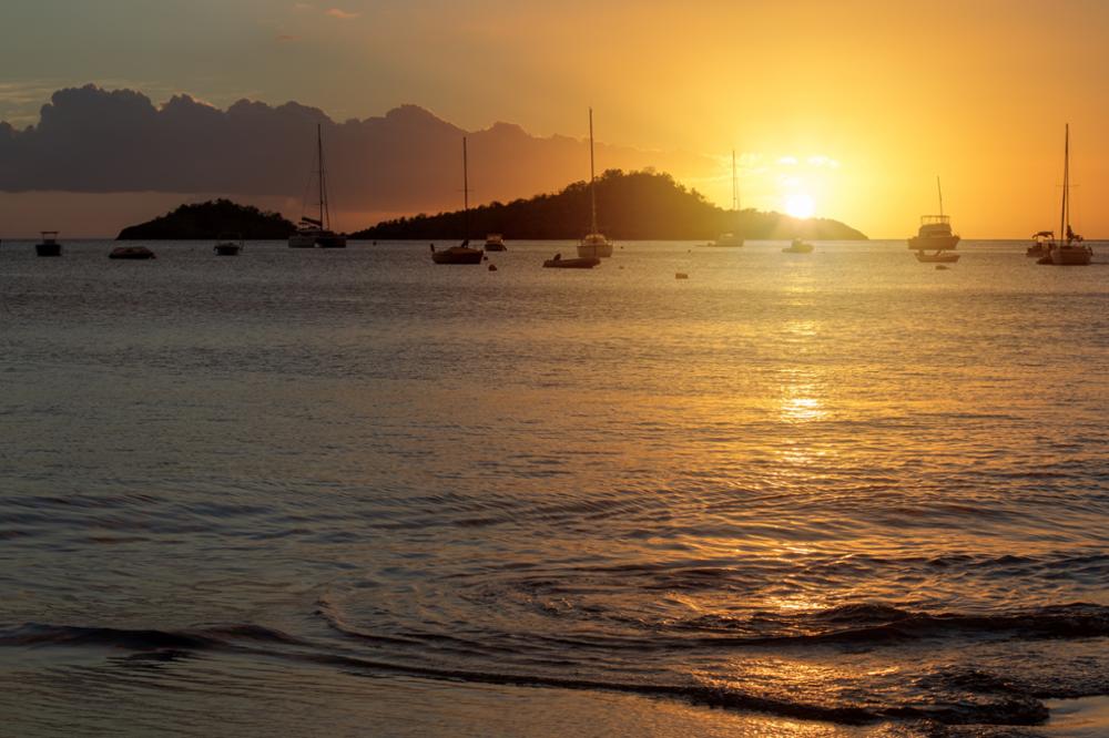 Meilleurs spots pour observer le coucher de soleil en Guadeloupe